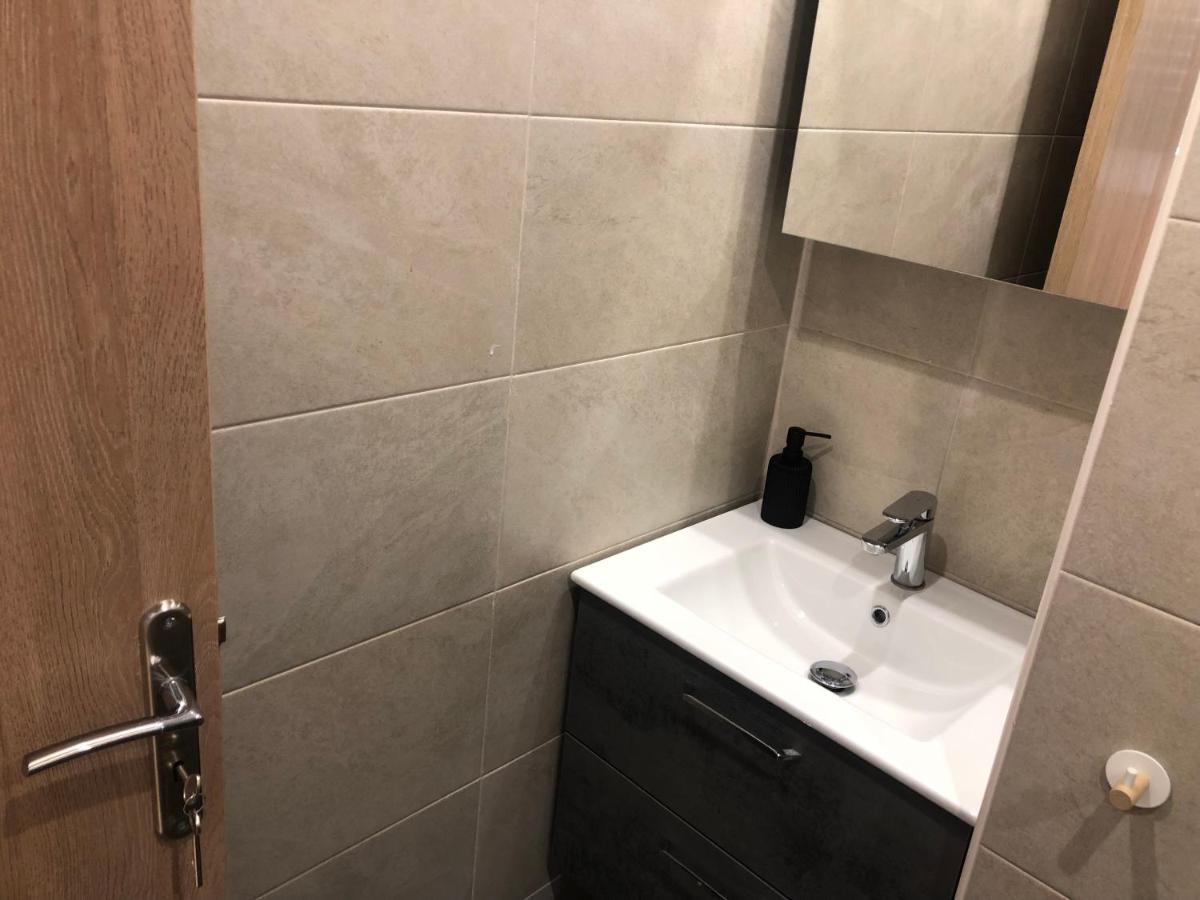 Royal Red Suite No 1, Piraeus Port Dış mekan fotoğraf