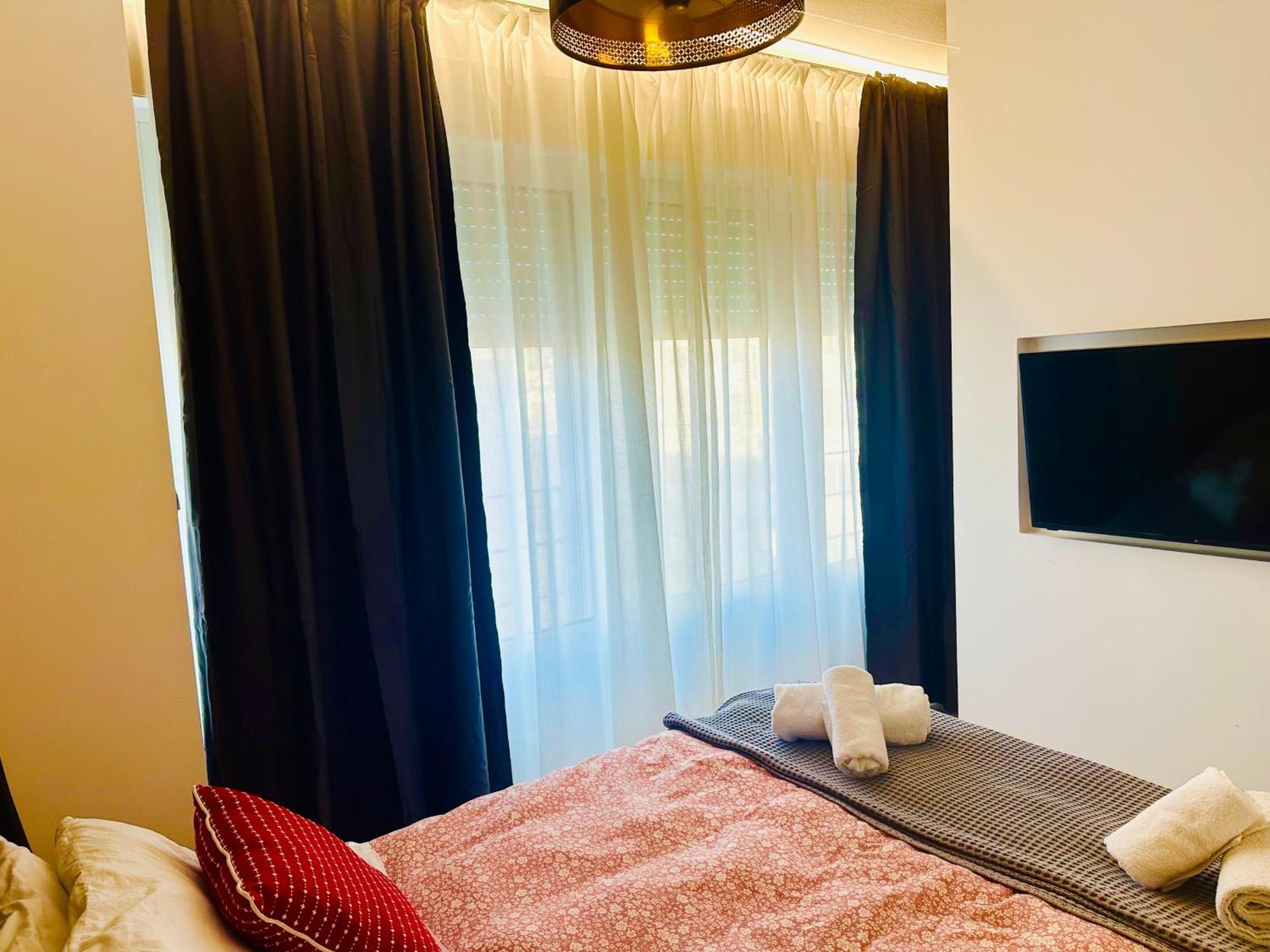 Royal Red Suite No 1, Piraeus Port Dış mekan fotoğraf